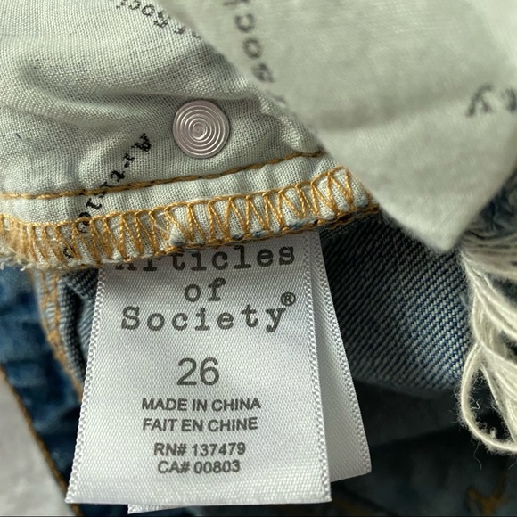 NWT Vintage Cut Highrise Distressed Jean Shorts - Picture 11 of 13